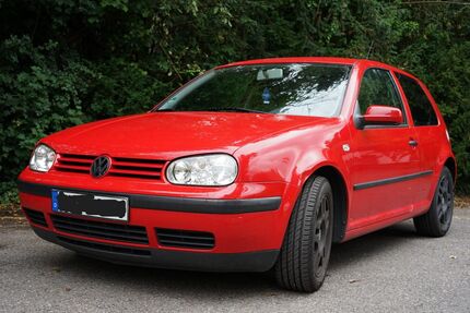 VW Golf 151.000 km 3.199 &euro; Tübingen 72076