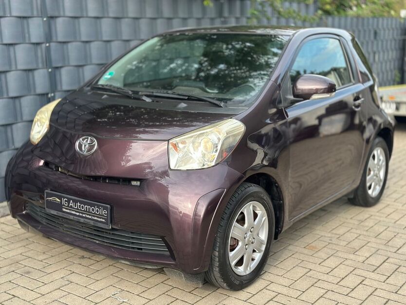 Toyota IQ 100.000 km 3.970 € Köln 51109