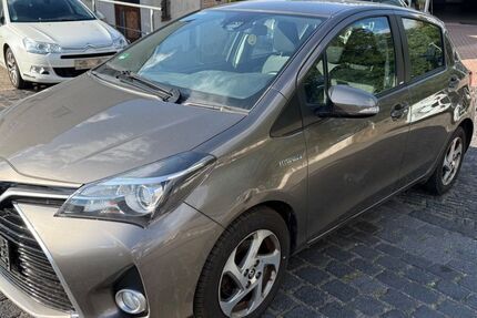 Toyota Yaris 61.337 km 8.999 &euro; Eisleben 06295