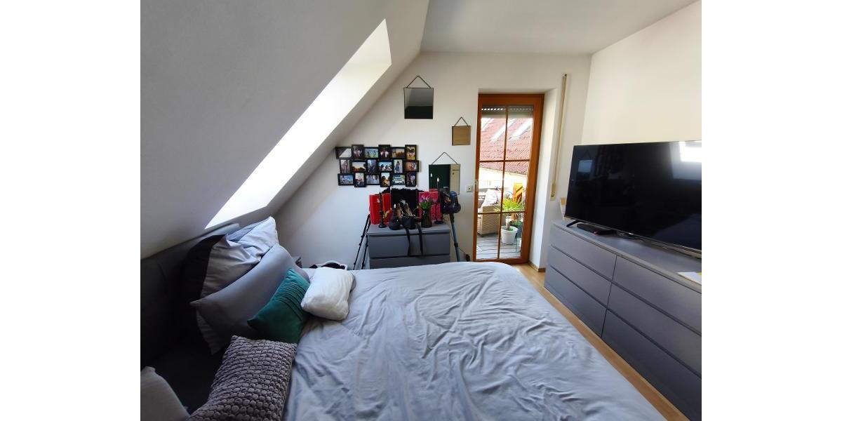 4 Zi. Wohnung in DG Galerie mit Garten (auf Wunsch), Balkon und Garage in Höchstadt OT - Etagenwohnung Höchstadt OT | Angebot:26409507