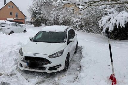 Ford Focus 131.000 km 12.000 &euro; Forchheim 91301