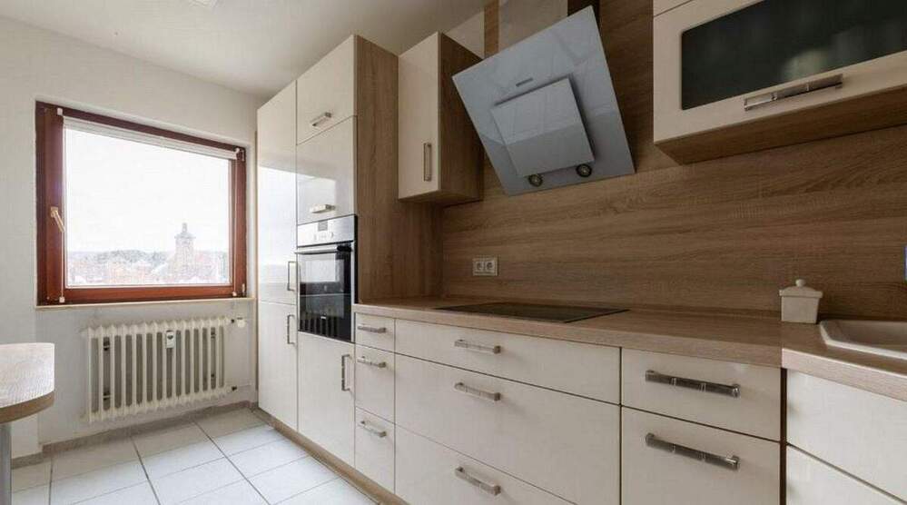 Geräumige Familienwohnung mit Balkon in Eberstadt 4 zimmer