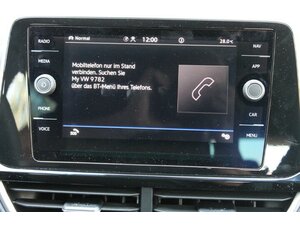 VW T-Roc 2,0 TDi 4-Motion R-Line Navi DSG SOFORT !!! 29.000 km 29.950 € Bonn 53225