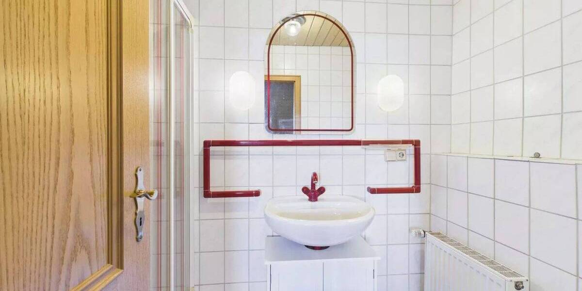Gewerbeobjekt Üttfeld - 1 Zimmer, 295.000&euro; | Angebot:26377062