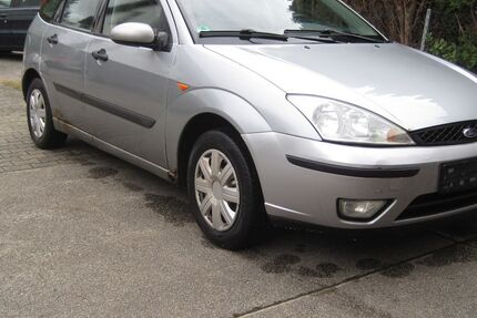 Ford Focus 237.408 km 690 € Mallersdorf-Pfaffenberg 84066