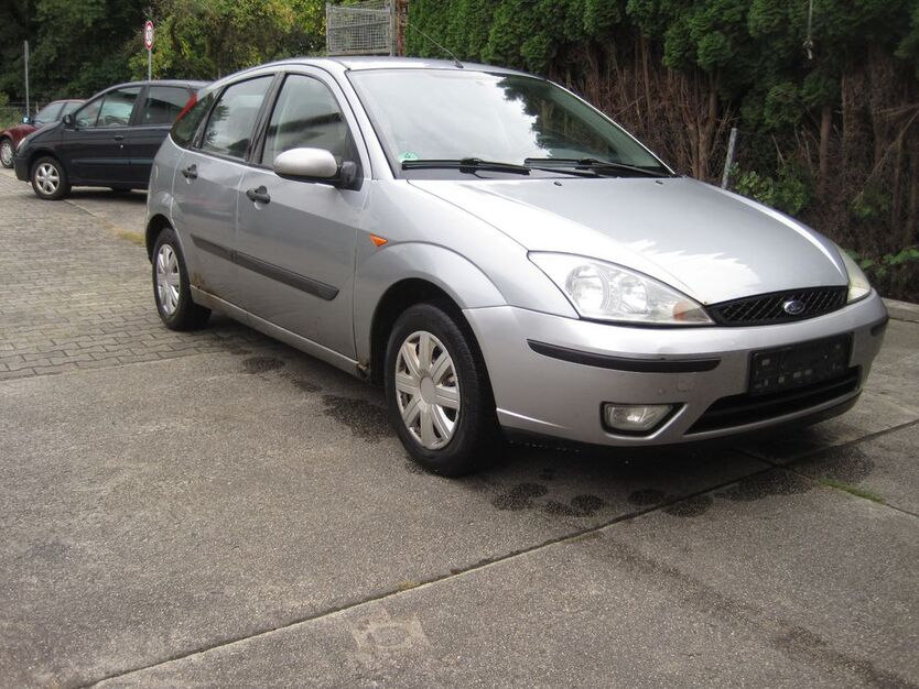 Ford Focus 237.408 km 750 € Mallersdorf-Pfaffenberg 84066