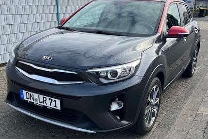 Kia Stonic 93.902 km 11.499 &euro; Kreuzau 52372