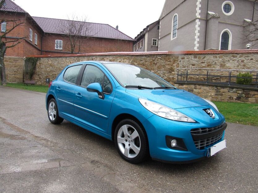 Peugeot 207 183.000 km 4.999 € Hechingen 72379