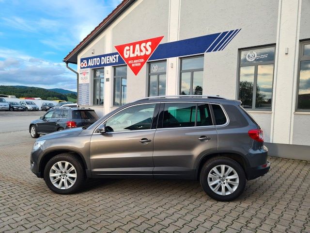 VW Tiguan 63.250 km 13.400 € Kirchberg i.W. 94259