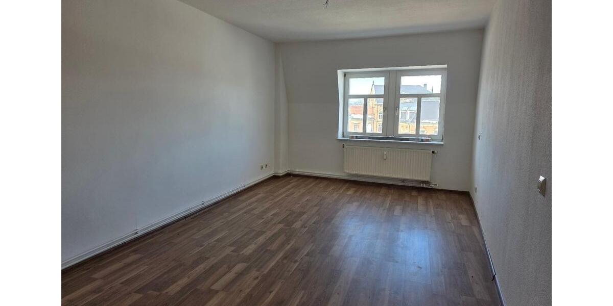 Dachgeschoßwohnung Löbau - 3 Zimmer, 93 m&sup2;, 500&euro; | Angebot:25269284