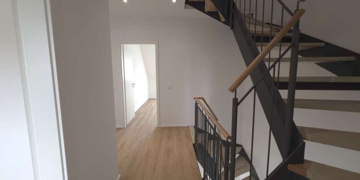 Ihr Leipziger Stadthaus - urbanes Lebensgefühl an der Parthe in Leipzig-Thekla 5 zimmer