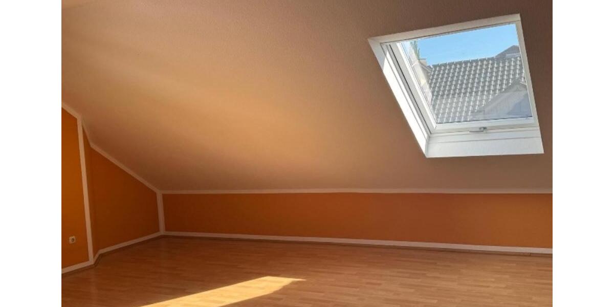 Dachgeschoßwohnung Künzell - 2 Zimmer, 50 m&sup2;, 500&euro; | Angebot:25395350