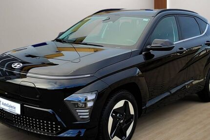 Hyundai KONA 15.800 km 28.490 € Bremerhaven 27568