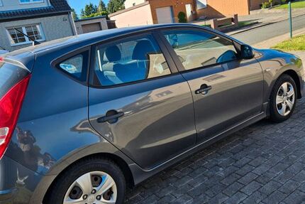 Hyundai i30 127.325 km 2.900 &euro; Braunschweig 38118