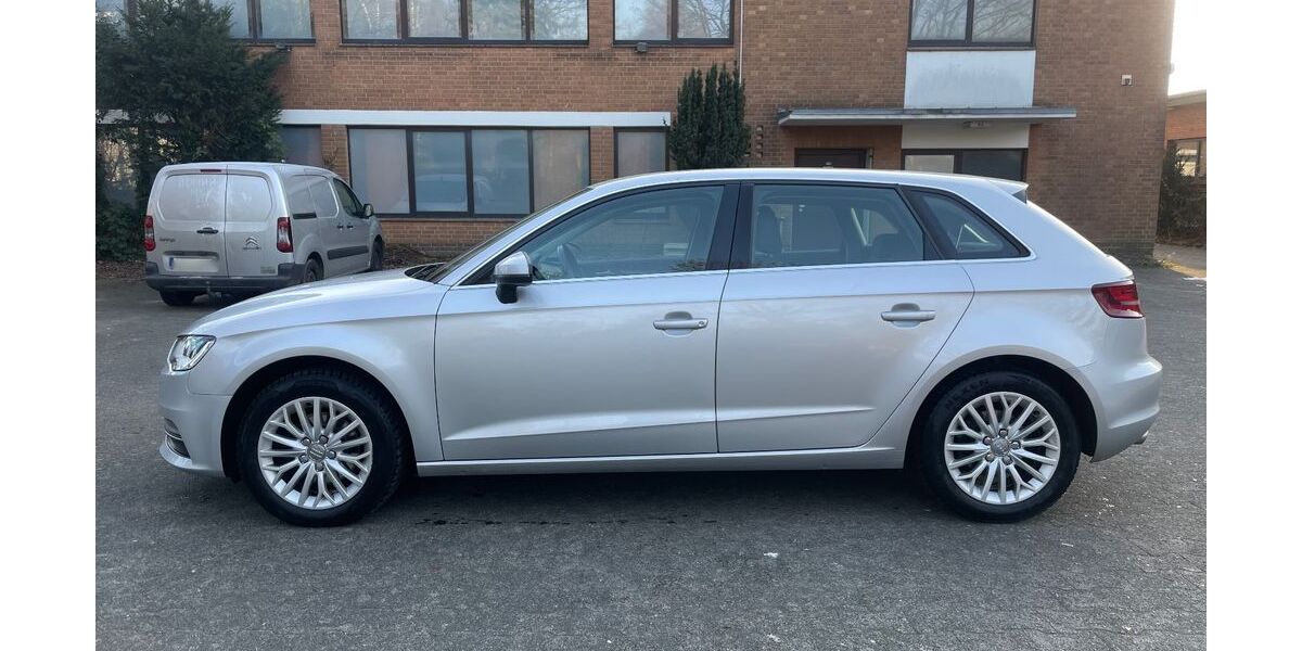 Audi A3 206.000 km 7.990 &euro; Hamburg 21031