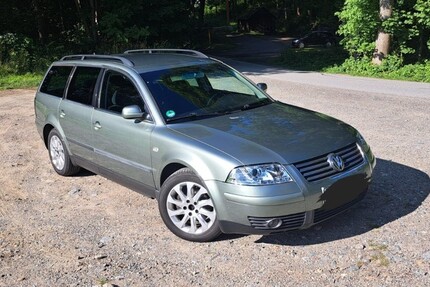 VW Passat 244.176 km 2.299 € Scheibenberg 09481