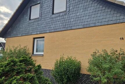 Haus Helmstedt - 5 Zimmer, 150 m&sup2;, 240.000&euro; | Angebot:27007741