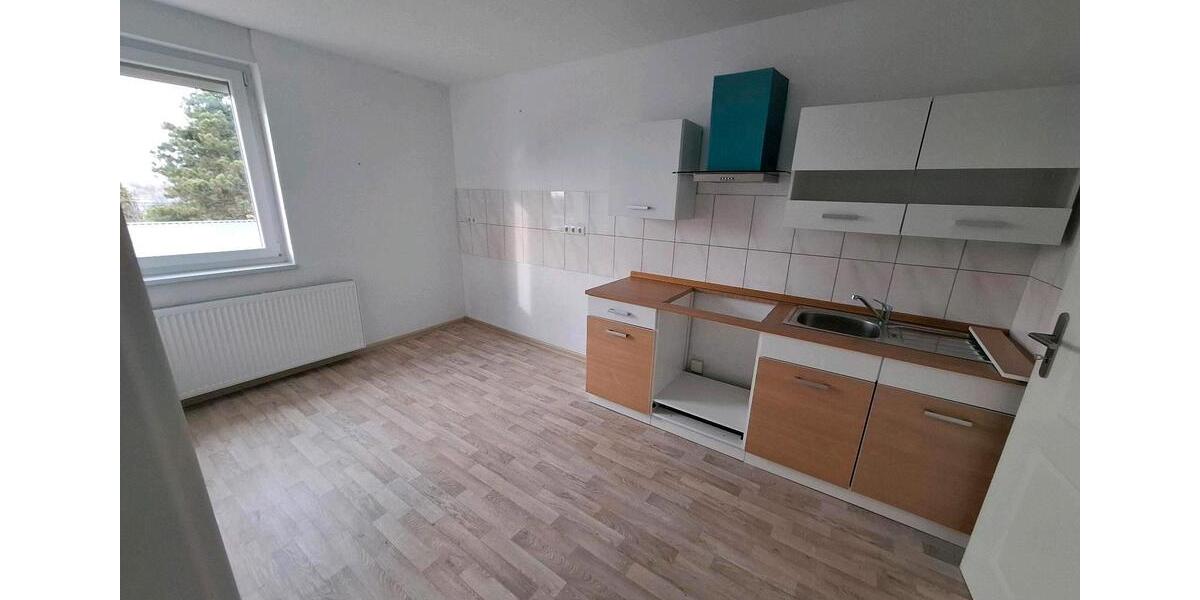 Etagenwohnung Gräfenhainichen - 2 Zimmer, 60 m&sup2;, 350&euro; | Angebot:25978526