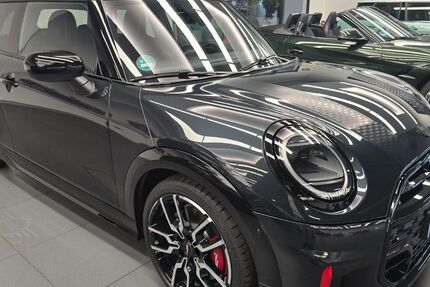 Mini John Cooper Works Coupé 9.000 km 38.000 &euro; München 80809
