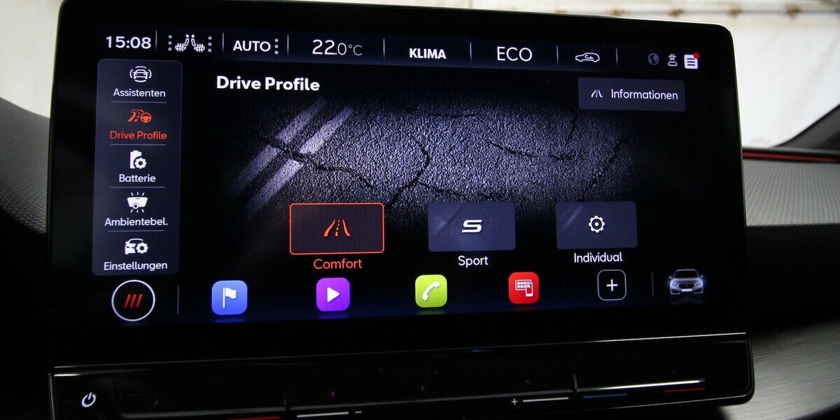 Cupra Leon Sportstourer e-HYBRID 6-DSG NAVI+LED+ACC 10.273 km 28.900 &euro; Hagenow 19230