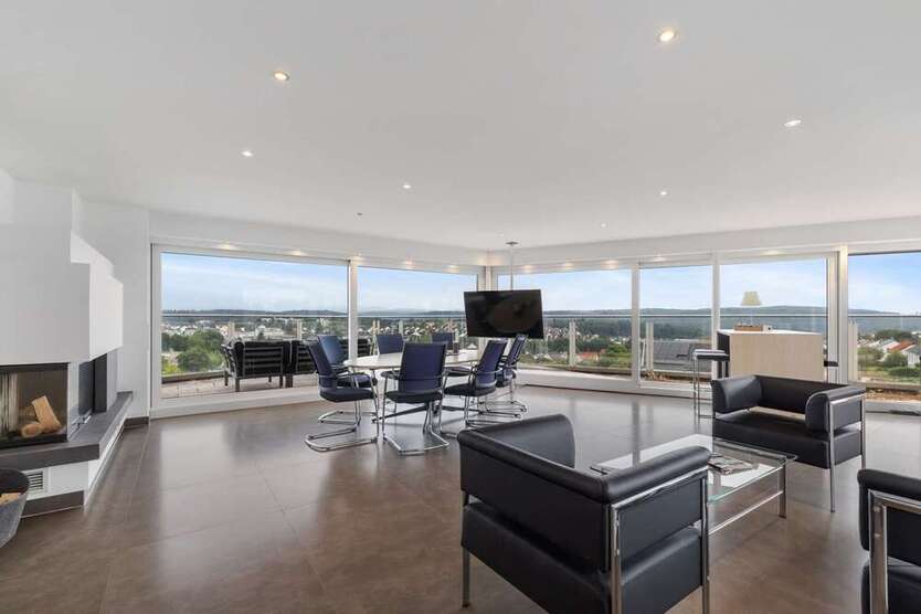 Büro in Waldbronn 2.890 € 241 m²
