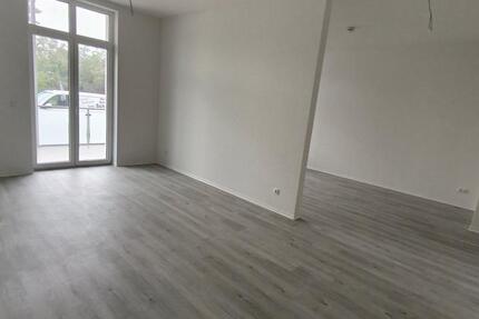 ERSTBEZUG - Einzimmerwohnung EG & Balkon - Toplage in Lauta zimmer