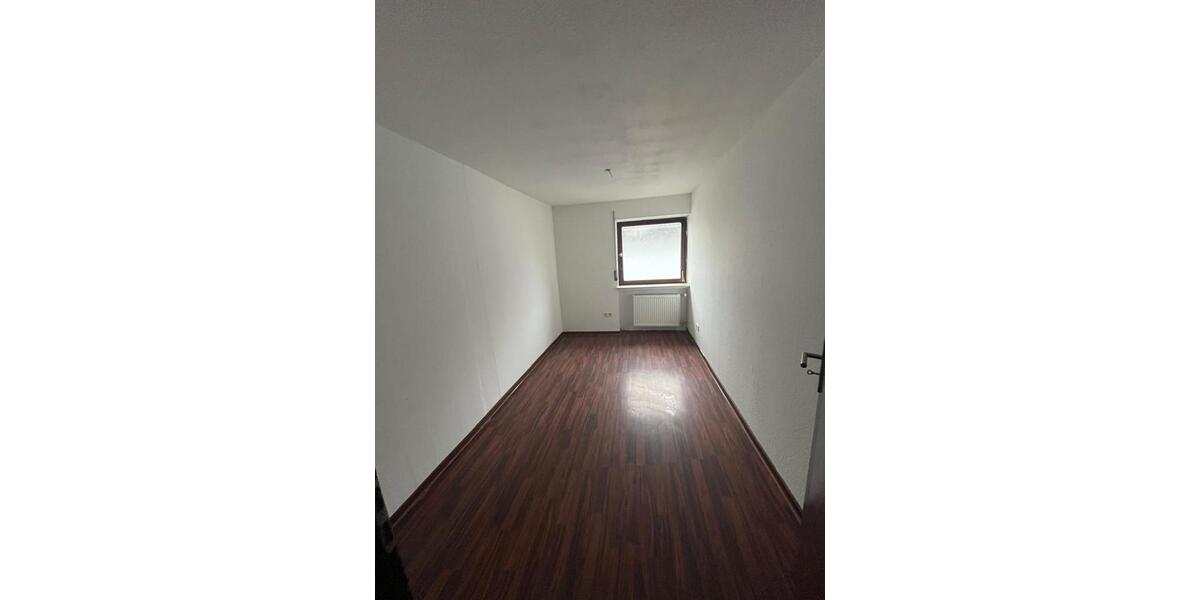 Etagenwohnung Külsheim - 4 Zimmer, 103 m&sup2;, 910&euro; | Angebot:26211084