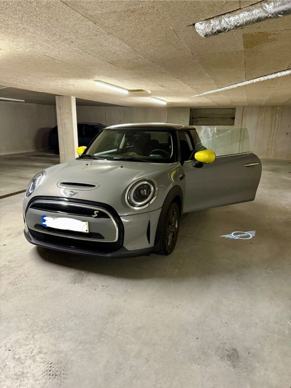 Cooper SE