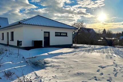 Moderner Bungalow mit Müritz-Blick in Waren (Müritz) 4 zimmer