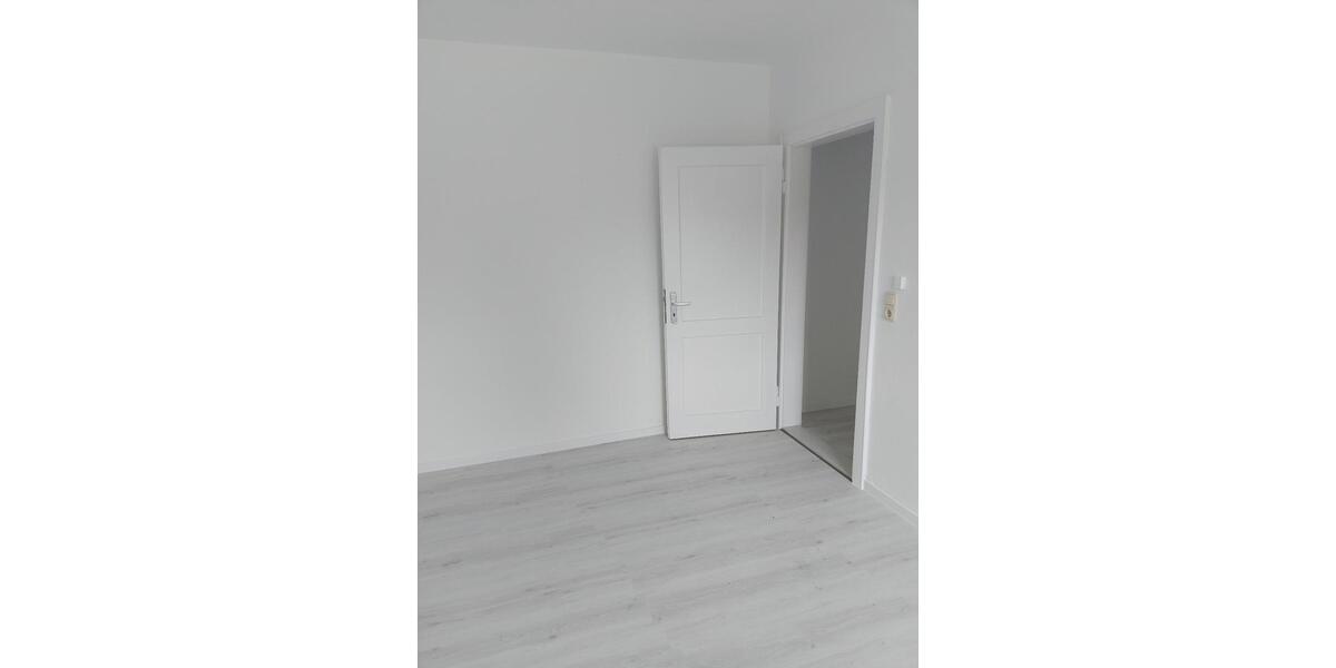 Hochparterre Lüchow (Wendland) - 2 Zimmer, 32 m&sup2;, 290&euro; | Angebot:26299794