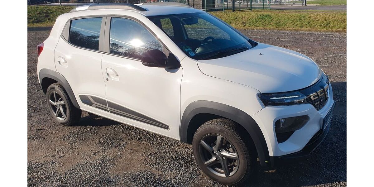 Dacia Spring 27.600 km 8.950 &euro; Overath 51491