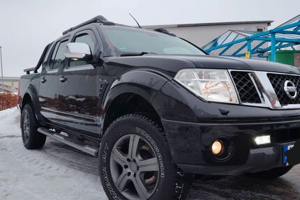 Nissan Navara 240.697 km 9.200 &euro; Königstein 92281