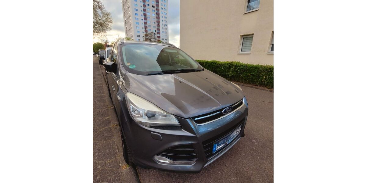 Ford Kuga 145.000 km 6.500 &euro; Hanau 63454