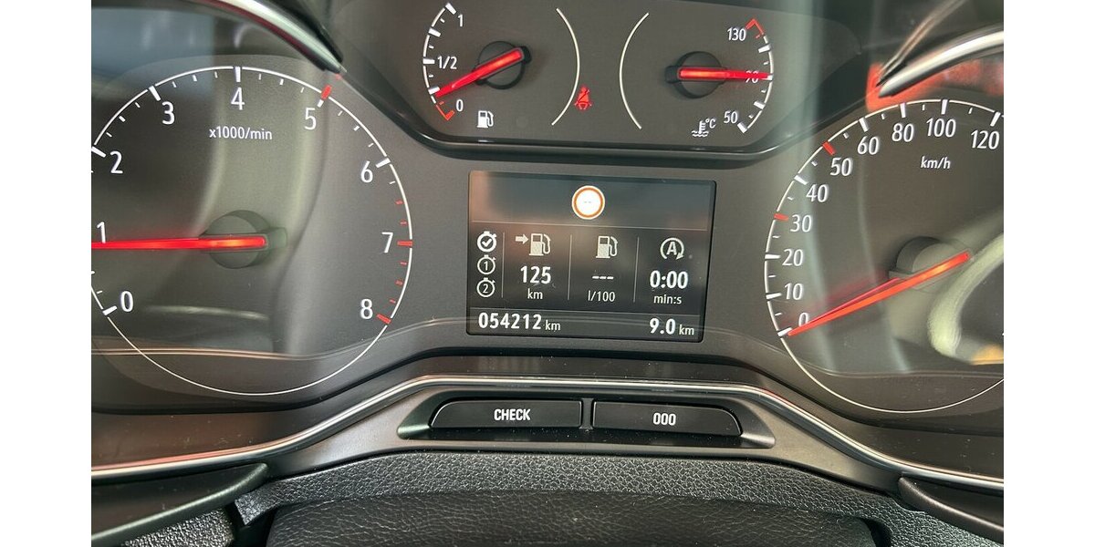 Opel Combo 1.2i Edition 1.HAND Tempomat DAB PDC 54.200 km 15.500 &euro; Altdorf 84032