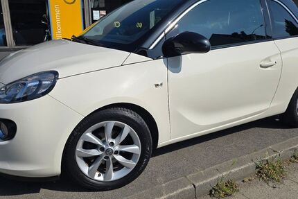 Opel Adam 67.936 km 8.450 &euro; Brühl 50321