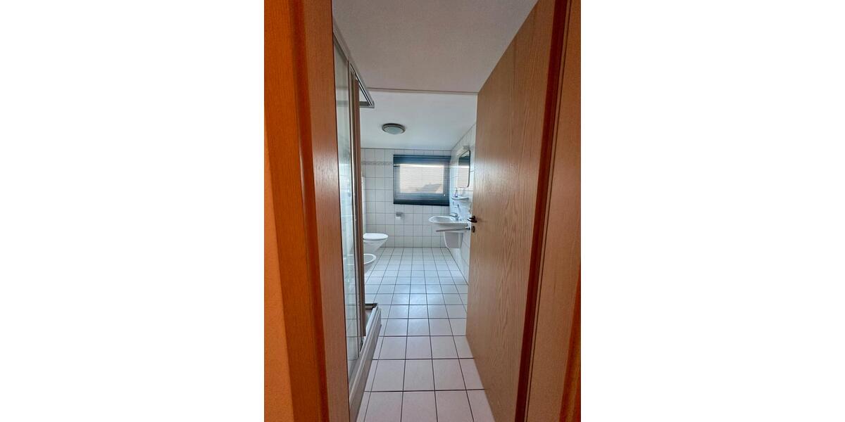 Dachgeschoßwohnung Schleiden - 1 Zimmer, 60 m&sup2;, 450&euro; | Angebot:26268805