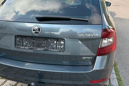 Skoda Octavia 109.000 km 12.600 &euro; Villingen-Schwenningen 78054