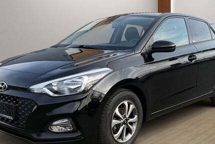 Hyundai i20 51.400 km 12.990 &euro; Schwabhausen 99869