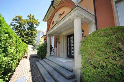 Büro in Konstanz 3.390 € 221 m² zimmer