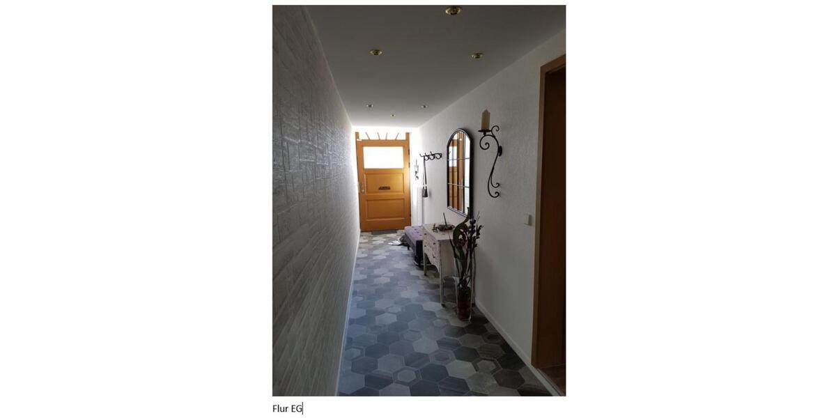 Etagenwohnung Borna - 3.5 Zimmer, 105 m&sup2;, 220.000&euro; | Angebot:25920833