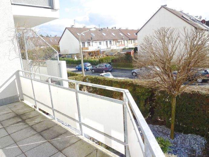 Etagenwohnung Nürnberg Eibach - 3 Zimmer, 98 m&sup2;, 1.300&euro; | Angebot:25567109