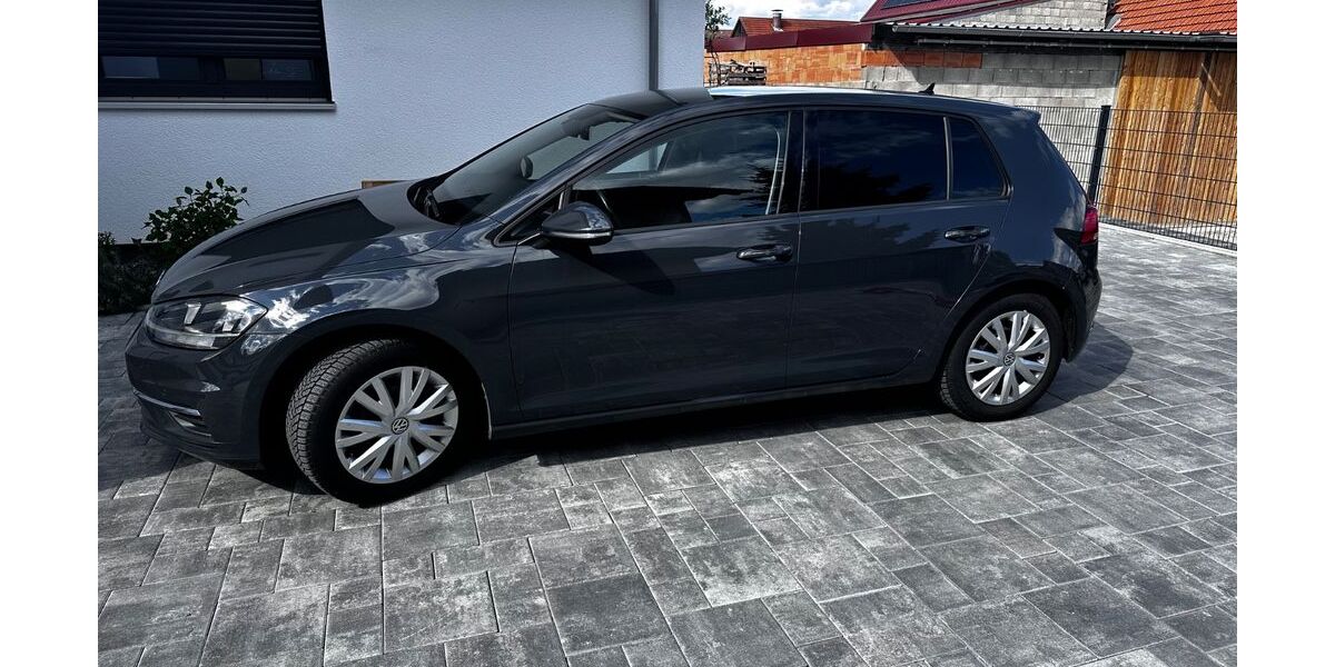 VW Golf 133.000 km 10.800 &euro; Mindelheim 87719