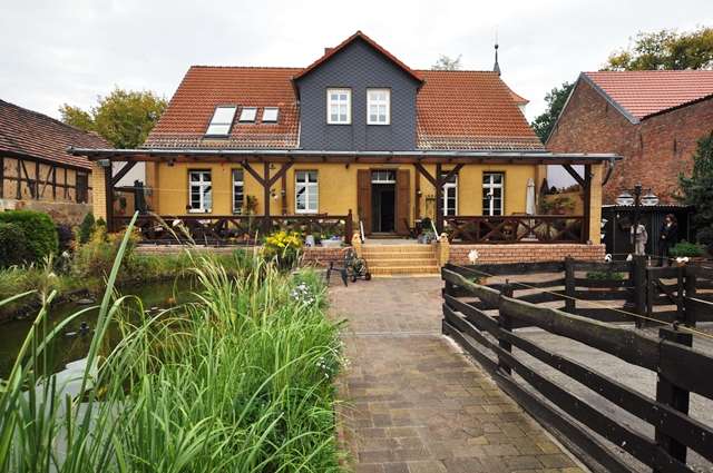 Haus zum Kaufen in Brachwitz 585.000 € 240 m²