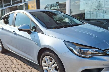 Opel Astra 92.303 km 9.879 &euro; Großschönau 02779