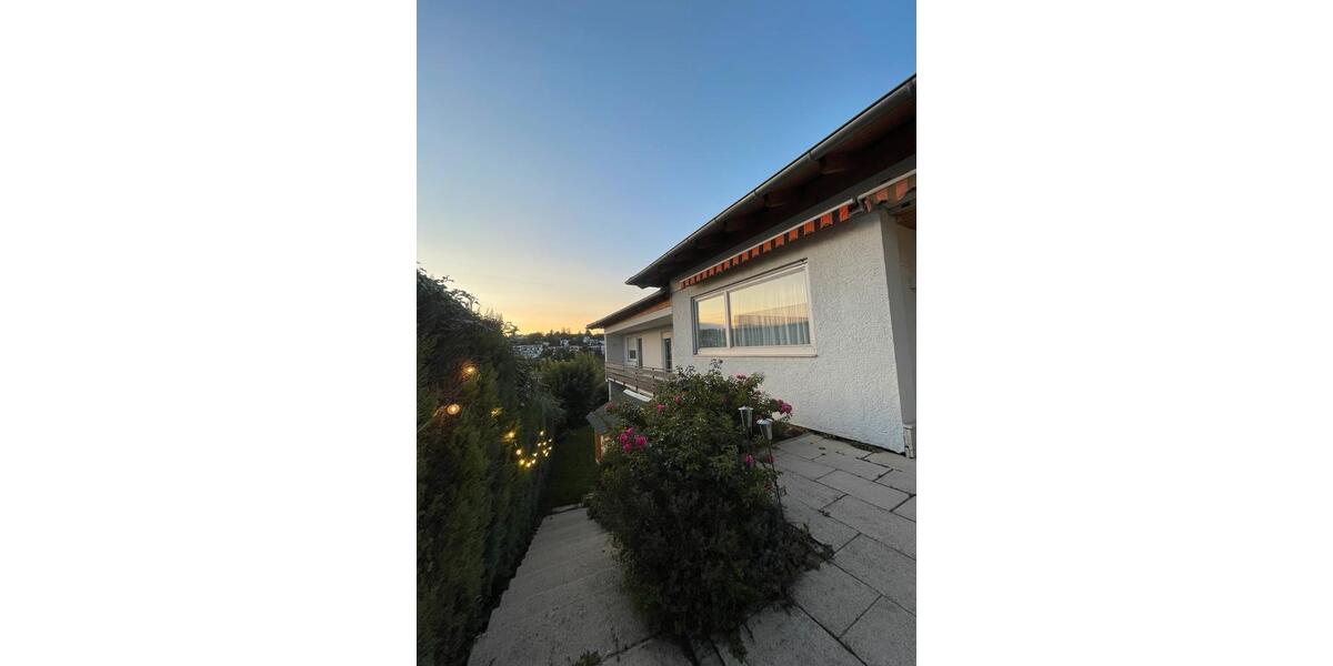 Einfamilienhaus Hechingen - 9 Zimmer, 204 m&sup2;, 625.000&euro; | Angebot:27098160