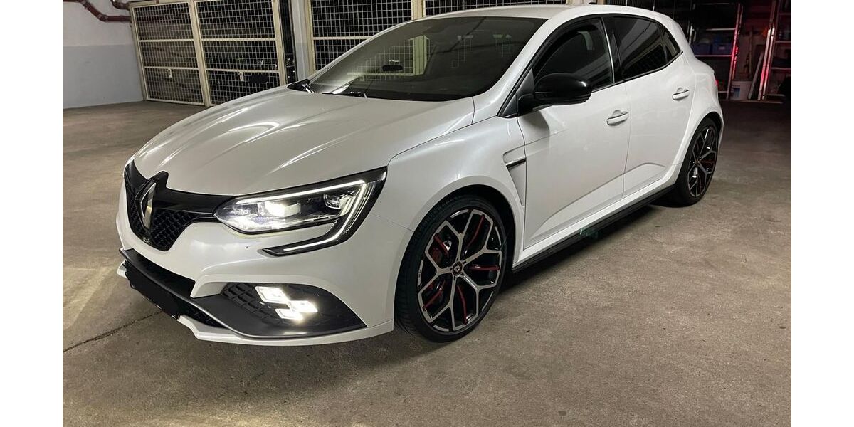 Renault Megane 101.800 km 26.900 &euro; Duisburg 47249