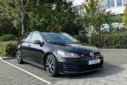 VW Golf 125.000 km 16.250 € Frankfurt 60438