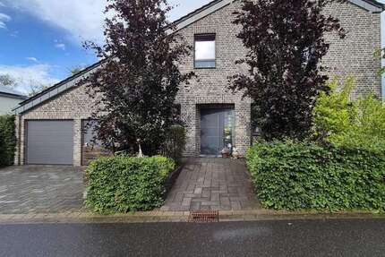 Haus Roetgen - 5 Zimmer, 219 m&sup2;, 929.000&euro; | Angebot:26915957