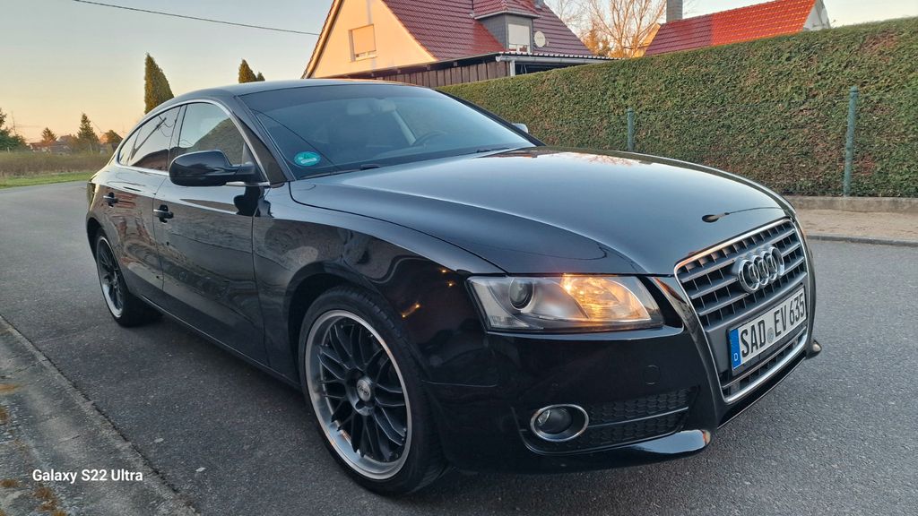Audi A5 298.500 km 7.499 &euro; Arzberg OT Blumberg 04886