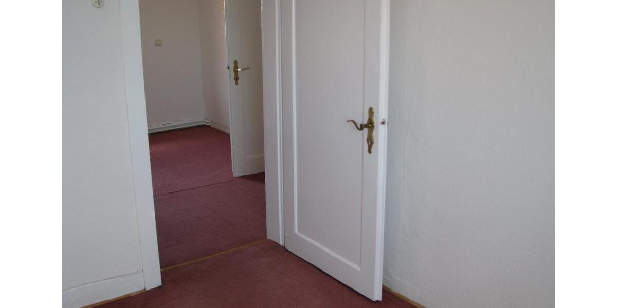 Dachgeschoßwohnung Homberg (Efze) - 3 Zimmer, 53 m&sup2;, 372&euro; | Angebot:26365816